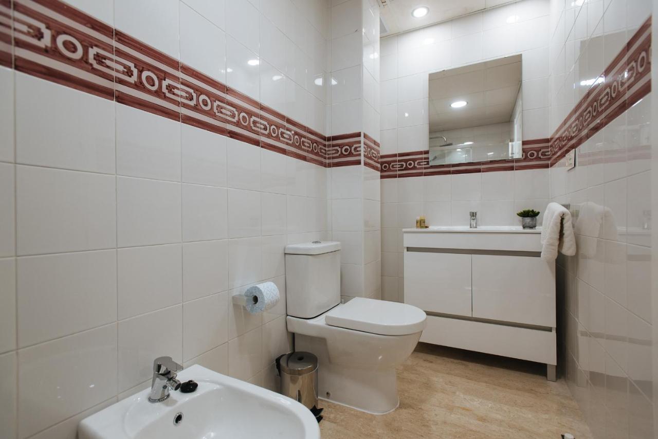 Triana Home - Free Parking Севиля Екстериор снимка